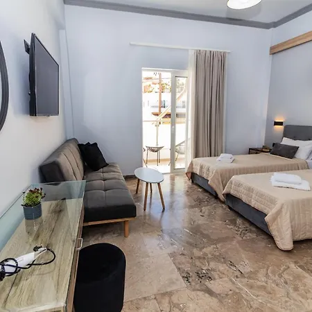 Queen Mary Beachfront Apartment